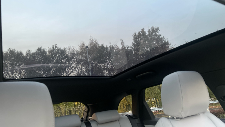 Land Rover Range Rover Velar 2.0 D200 MHEV Dynamic SE 5dr Auto Diesel Estate